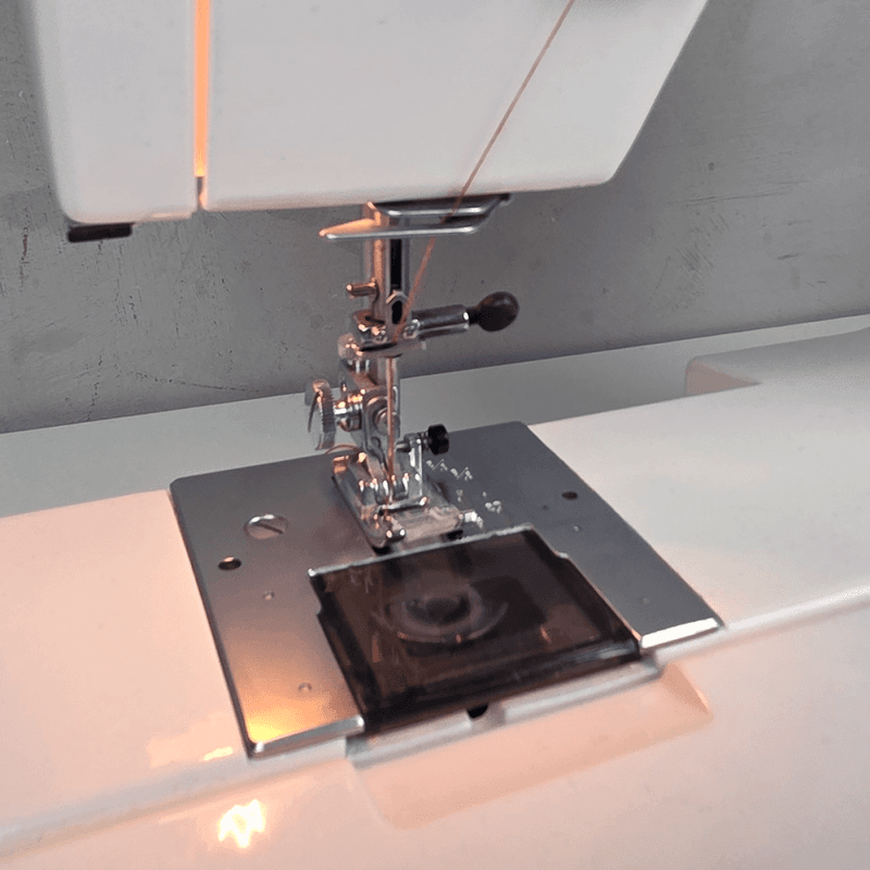 Janome SW-2018E