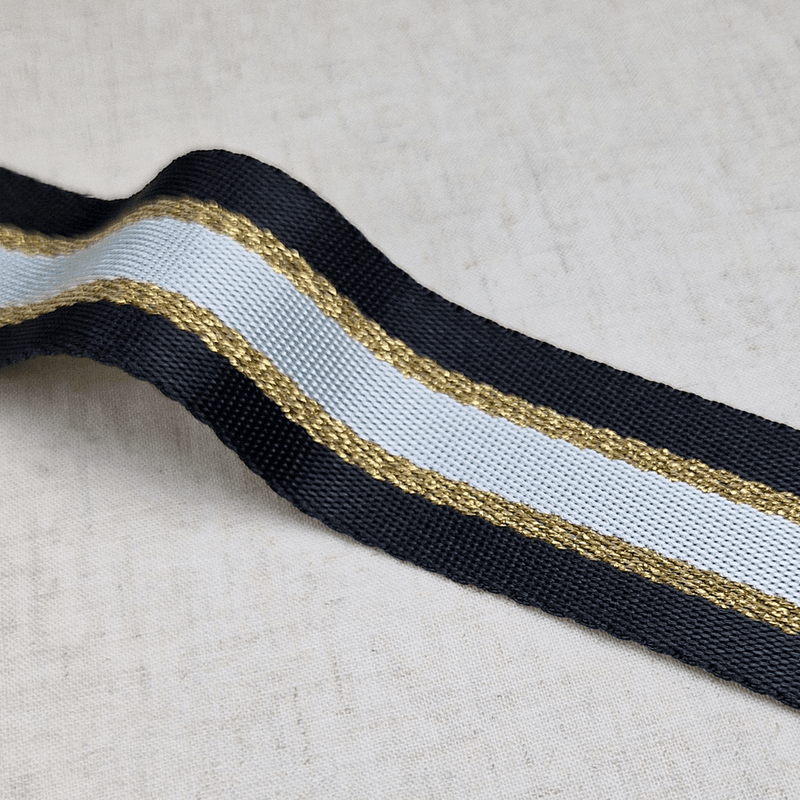 Stripe Sort/Gull Metallic  - Vevd Bånd 40 mm