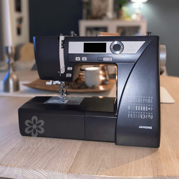 Janome SewLA Grafittgr&aring; m/Toalettmappem&oslash;nster