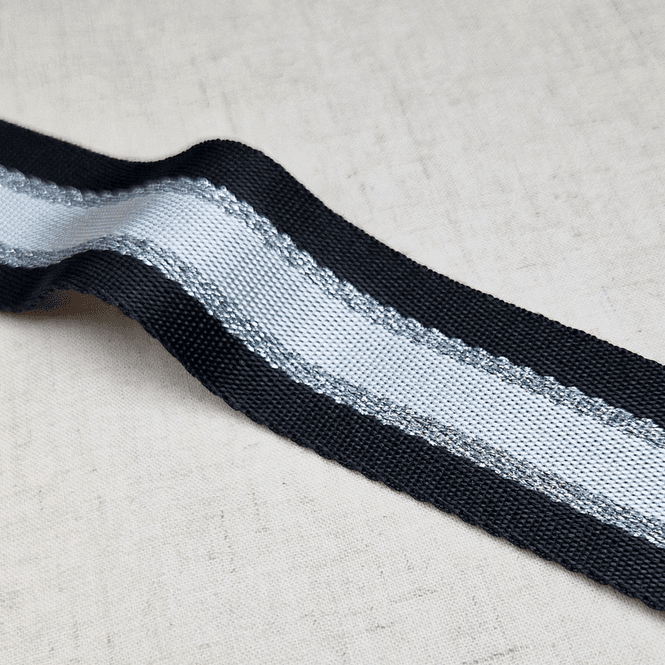 Hovedbilde Stripe Sort/Sølv Metallic  - Vevd Bånd 40 mm