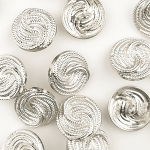 Hovedbilde Madame S&oslash;lv - 18 mm Metall Knapp