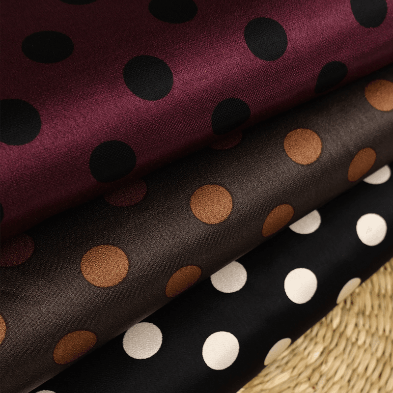 Dots Bordeaux - Viskosesateng